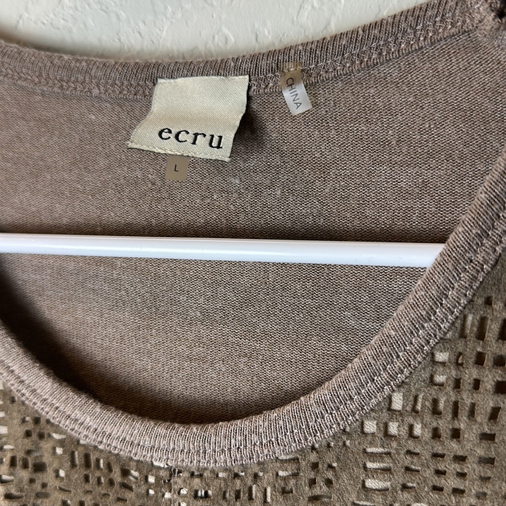 Ecru Long Sleeve Textured Top Size Large - image 3